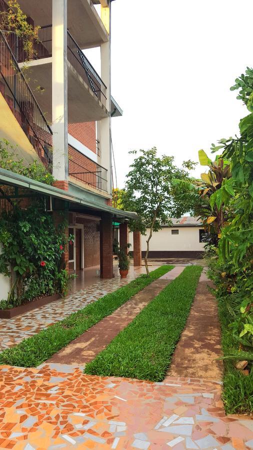 Apart Hotel Las Guayabas Puerto Iguazú Extérieur photo